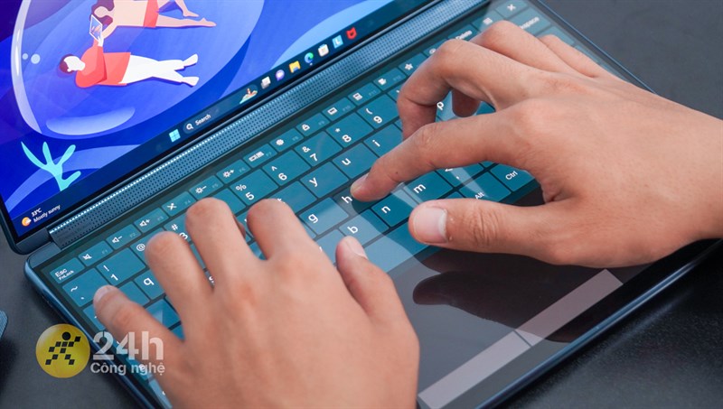 Cảm giác gõ bàn phím ảo trên Lenovo YOGA Book 9i có độ nhạy tốt Cảm giác gõ bàn phím ảo trên Lenovo YOGA Book 9i có độ nhạy tốt