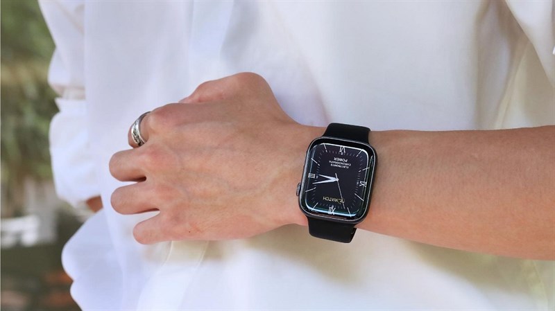 Bộ đôi đến từ Zwatch có phần viền được thiết kế dạng 2D mượt mà