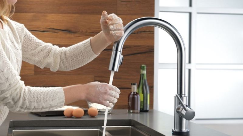 Hot and Cold Dishwashing Faucet