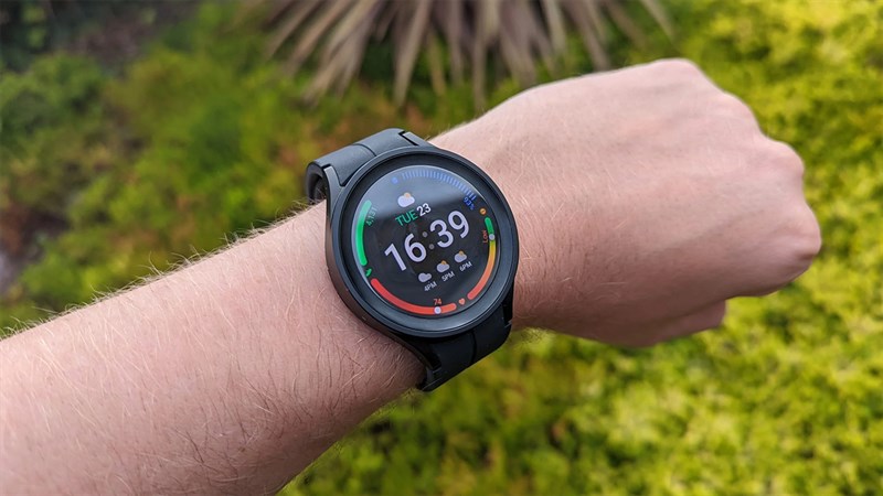 Galaxy Watch5 series giảm giá quá sốc chỉ từ 4.99 triệu Galaxy Watch5 series giảm giá quá sốc chỉ từ 4.99 triệu