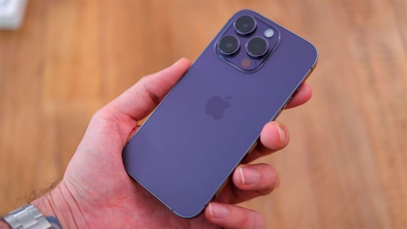iPhone 15 được đồn đoán là sẽ có công nghệ camera lai với khẩu độ lớn hơn so với iPhone 14 Pro
