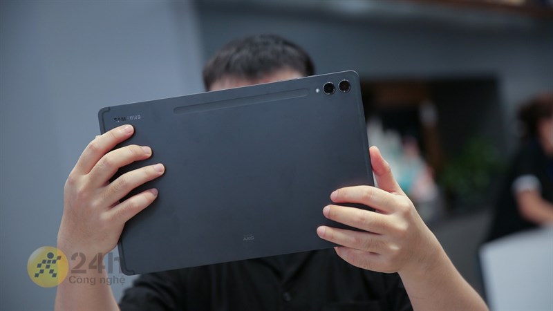 Thông số phần cứng Galaxy Tab S9+ vượt trội hơn so với Galaxy Tab S9 Thông số phần cứng Galaxy Tab S9+ vượt trội hơn so với Galaxy Tab S9