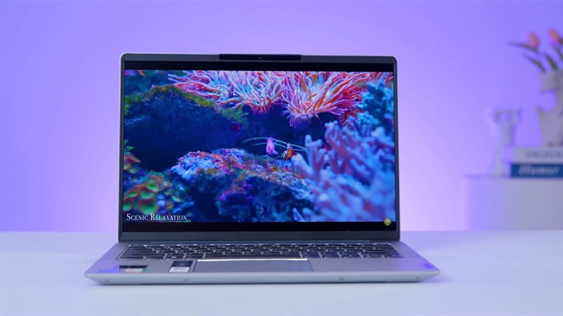 Lenovo Ideapad giá chỉ từ 8.99 triệu, cấu hình ổn, thiết kế đẹp