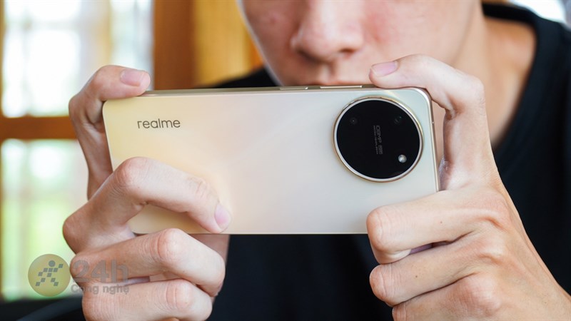 realme 11 có thể cân được đa dạng các tác vụ có độ khó trung bình mà bạn hay sử dụng như chơi các tựa game có đồ họa vừa phải.