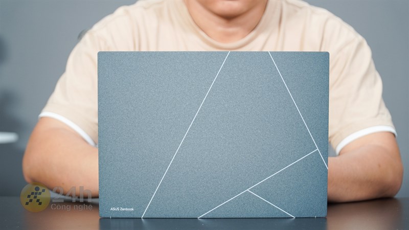 ASUS Zenbook S 13 OLED xứng đáng với mức giá 49.990 triệu đồng