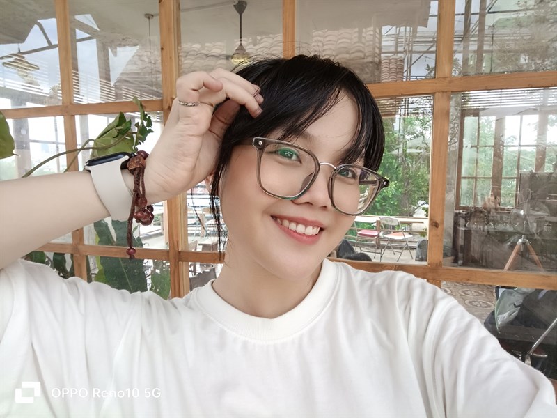 OPPO Reno10 5G cho khả năng chụp selfie ấn tượng với chi tiết tốt và màu sắc hài hòa OPPO Reno10 5G cho khả năng chụp selfie ấn tượng với chi tiết tốt và màu sắc hài hòa