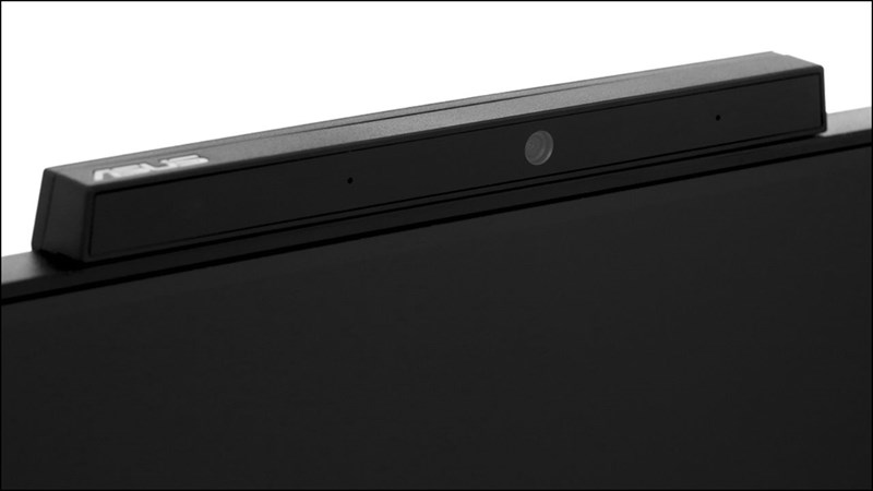 Bật mí là sản phẩm còn có sẵn webcam để cho bạn có thể dễ dàng họp online đó!