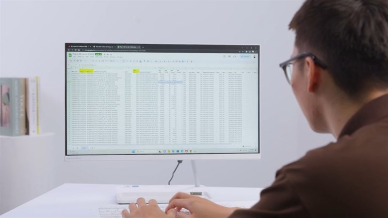 Lenovo IdeaCentre AIO 3 24IAP7 i3 - máy tính để bàn giá rẻ