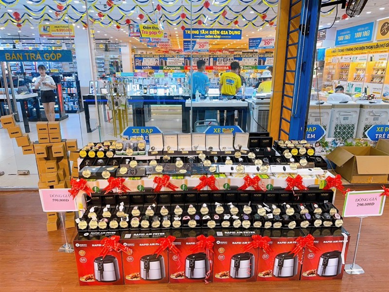 GIÁ RẺ QUÁ - Ngày hội sắm Laptop duy nhất hôm nay, cơ hội rinh Laptop giá 0 đồng