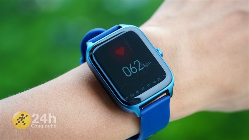 Zwatch Z6 còn đi kèm với đầy đủ cảm biến chăm sóc sức khỏe