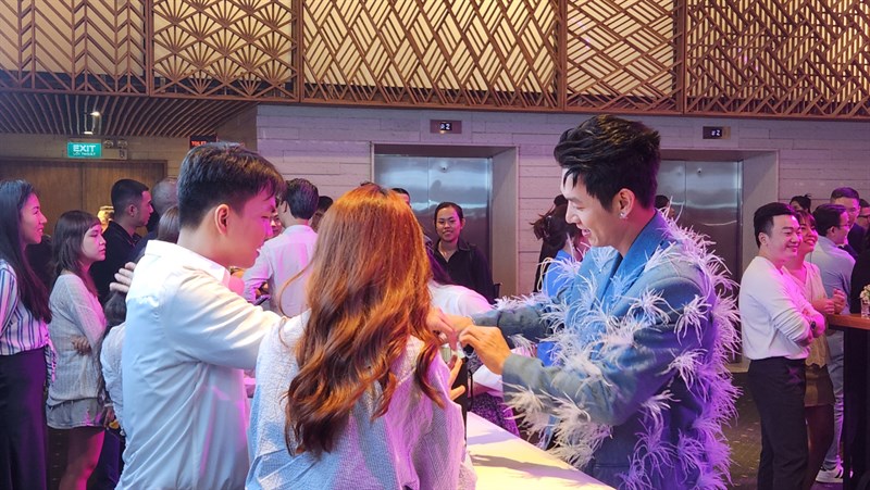 OPPO Reno10 Series chính thức ra mắt tại Việt Nam