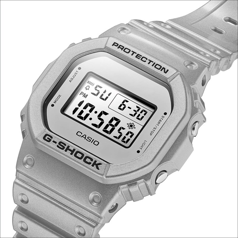 Đồng hồ G-Shock Forgotten Future 42.8 mm Nam DW-5600FF-8D