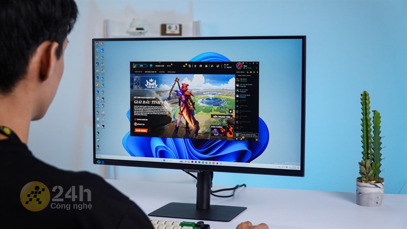 Samsung ViewFinity S8 là một chiếc màn hình tốt để làm việc cũng như giải trí