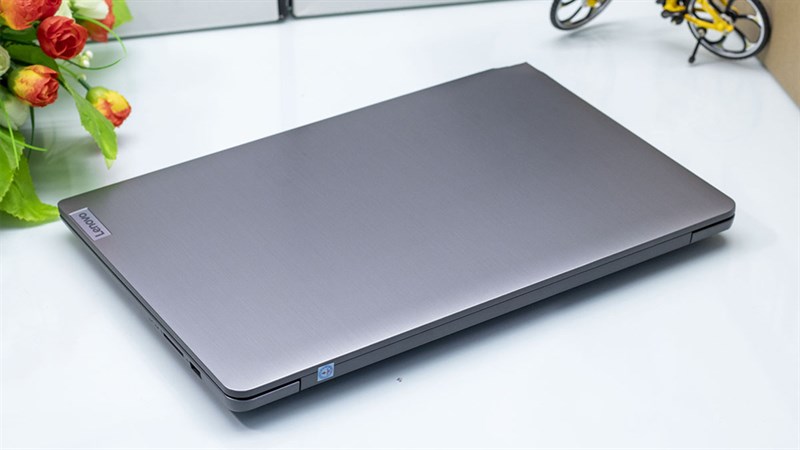 Laptop core i3 từ 8.99 triệu, ưu đãi thêm cho học sinh, sinh viên, giáo viên