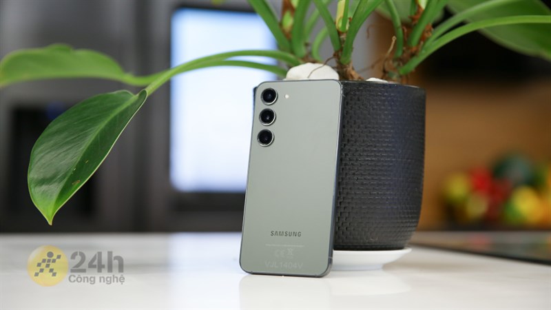 Thừa hưởng ngoại hình và hiệu năng từ đàn anh, dự kiến Galaxy S23 FE giá bao nhiêu?