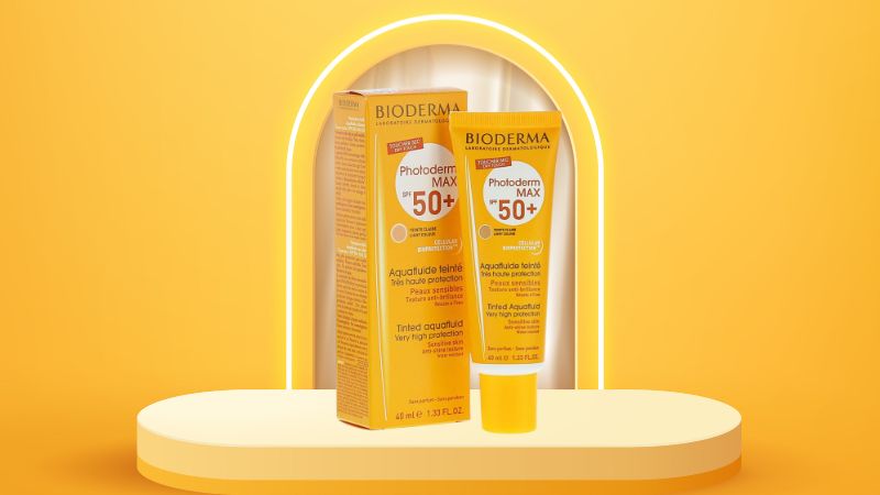 Kem chống nắng Bioderma Photoderm Max Aquafluide SPF 50+