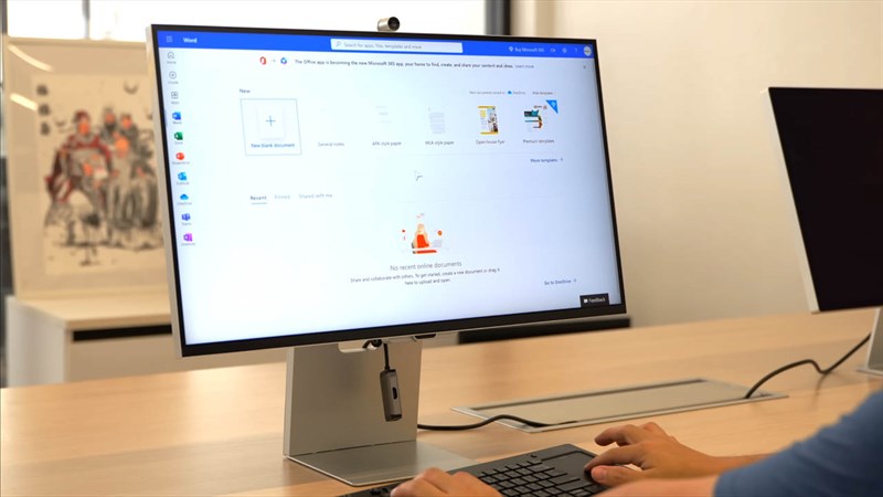 Trên tay Samsung ViewFinity S9