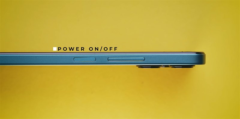 Cạnh phải của POCO M6 Pro 5G được trang bị cụm nút nguồn kiêm cảm biến vân tay và cụm phím tăng giảm âm lượng Cạnh phải của POCO M6 Pro 5G được trang bị cụm nút nguồn kiêm cảm biến vân tay và cụm phím tăng giảm âm lượng