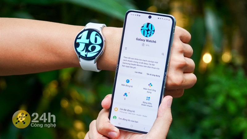 Với ứng dụng Samsung Wearable thì mình có thể tùy biến sâu vào chiếc đồng hồ này