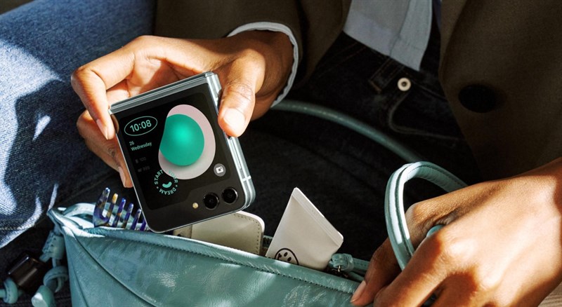 Galaxy Z Flip5 nhận cải tiến màn hình phụ rất đáng kể