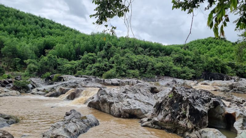 Thác trượt Trà Bói