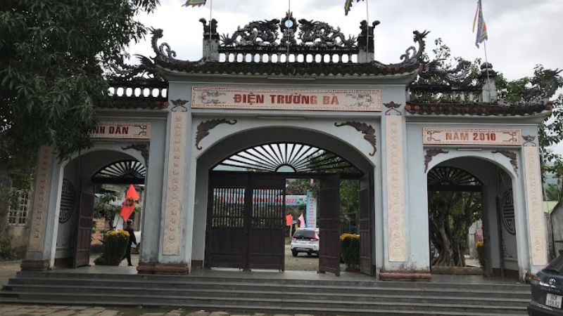 Điện Trường Bà