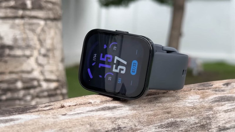 Trên tay Amazfit Bip 5