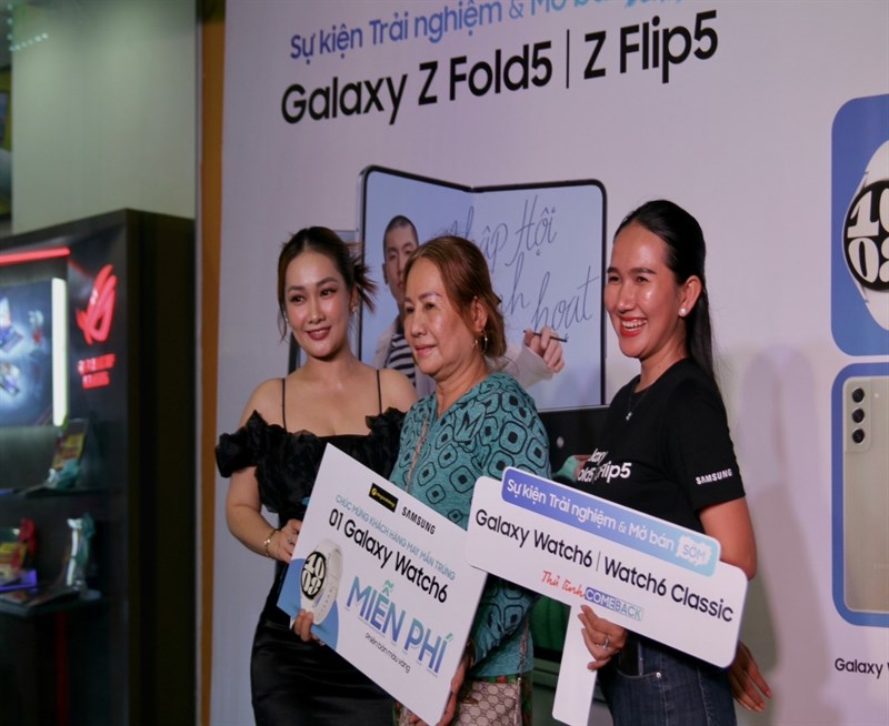 Toàn cảnh sự kiện giao Galaxy Z Flip5 | Z Fold5