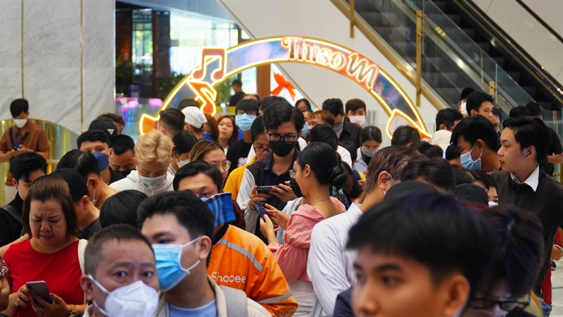 Toàn cảnh sự kiện trải nghiệm và mở bán sớm OPPO Reno10 Series Toàn cảnh sự kiện trải nghiệm và mở bán sớm OPPO Reno10 Series