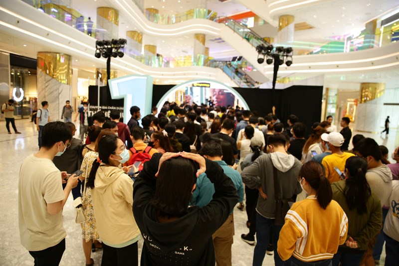 Toàn cảnh sự kiện trải nghiệm và mở bán sớm OPPO Reno10 Series Toàn cảnh sự kiện trải nghiệm và mở bán sớm OPPO Reno10 Series