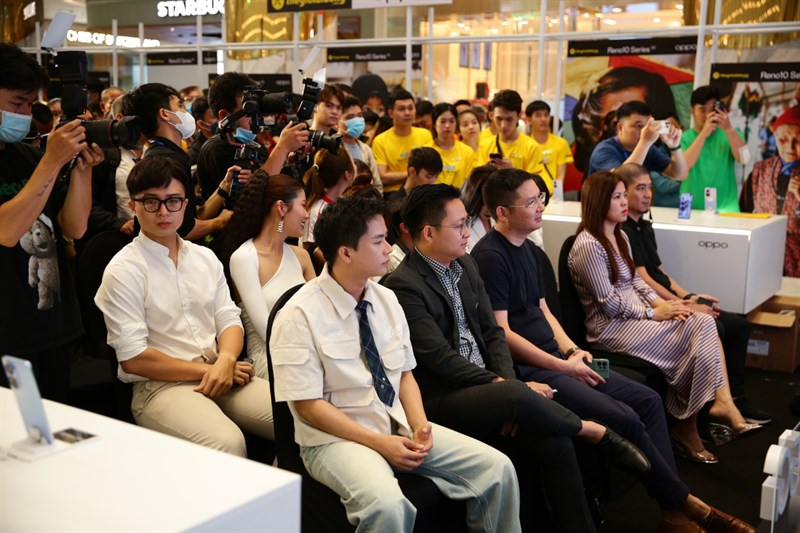 Toàn cảnh sự kiện trải nghiệm và mở bán sớm OPPO Reno10 Series Toàn cảnh sự kiện trải nghiệm và mở bán sớm OPPO Reno10 Series