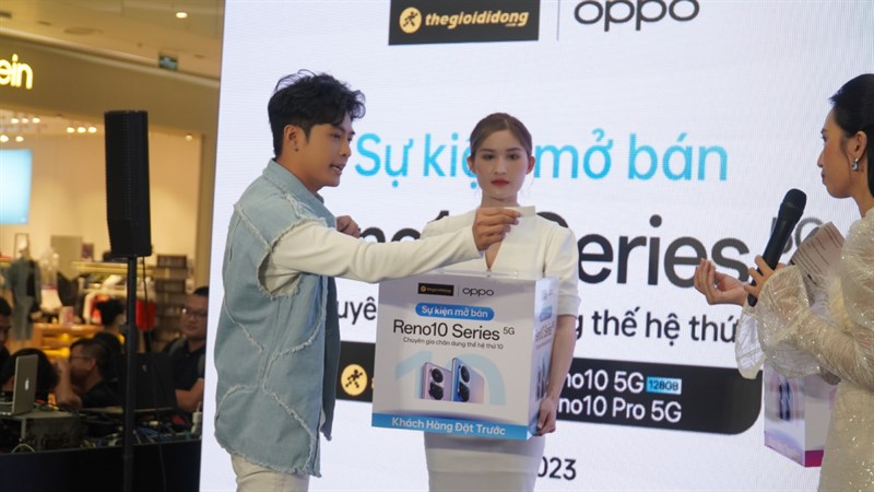 Toàn cảnh sự kiện trải nghiệm và mở bán sớm OPPO Reno10 Series Toàn cảnh sự kiện trải nghiệm và mở bán sớm OPPO Reno10 Series