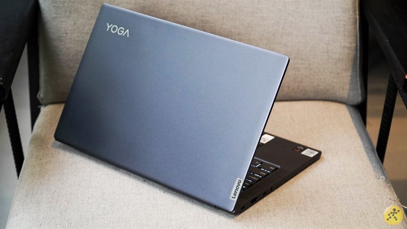 Sáng tạo vô hạn cùng laptop Lenovo Yoga, đổi điểm thi giảm đến 3 triệu đồng