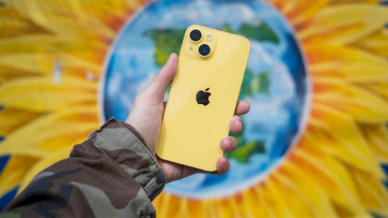 Chỉ còn vài tiếng: Loạt iPhone giảm giá cuối tuần đến 3.5 triệu