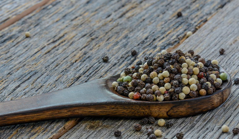 Giá tiêu hôm nay 14/8/2023: Ổn định trong khoảng 70.500 - 73.000 đồng/kg