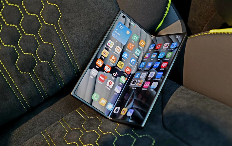 Bản lề mới cho phép Xiaomi MIX Fold 3 gập mở linh hoạt hơn Bản lề mới cho phép Xiaomi MIX Fold 3 gập mở linh hoạt hơn