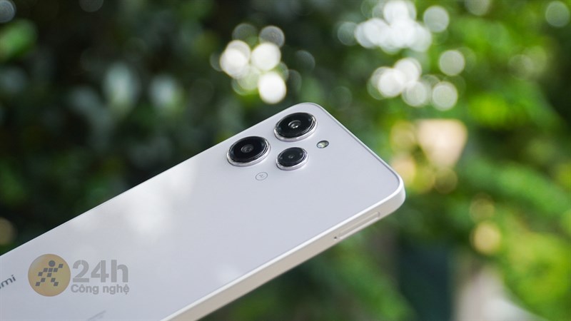 mặt lưng tuyệt đẹp của Redmi 12