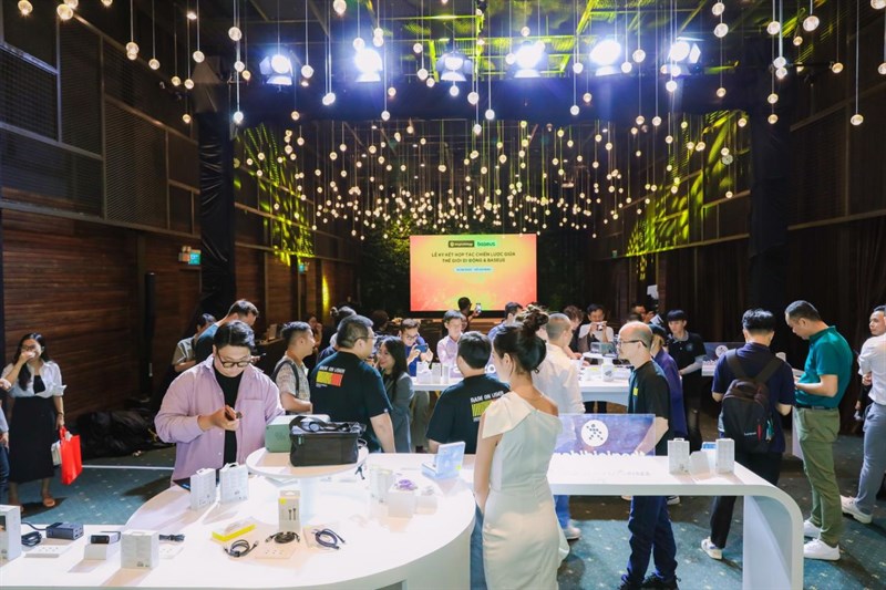 Lễ ký kết hợp tác đặc biệt giữa Thế Giới Di Động và Baseus Lễ ký kết hợp tác đặc biệt giữa Thế Giới Di Động và Baseus