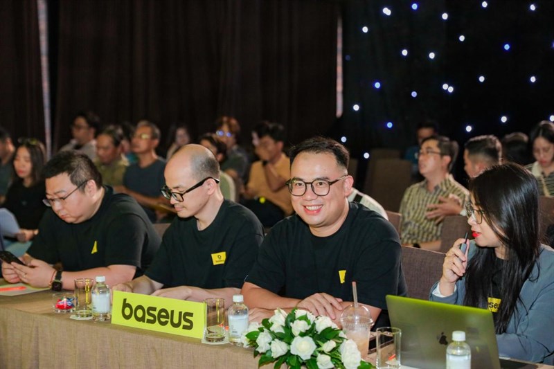 Lễ ký kết hợp tác đặc biệt giữa Thế Giới Di Động và Baseus Lễ ký kết hợp tác đặc biệt giữa Thế Giới Di Động và Baseus