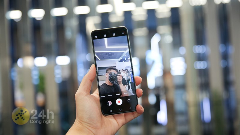 Khả năng xử lý hình ảnh của camera trên Galaxy Z Flip6 cho ra chất lượng khá tốt
