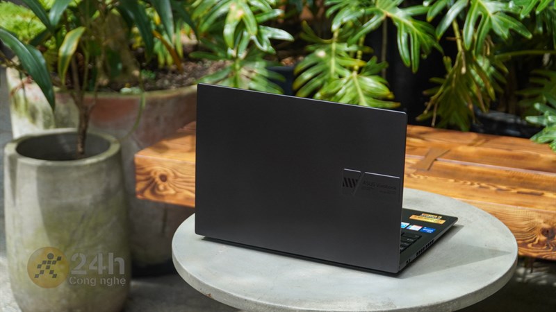 Cùng mình test pin ASUS Vivobook 14X OLED nha! Cùng mình test pin ASUS Vivobook 14X OLED nha!