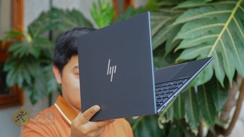 HP Elitebook Dragonfly G3 (6Z980PA): Laptop giảm giá đáng mua