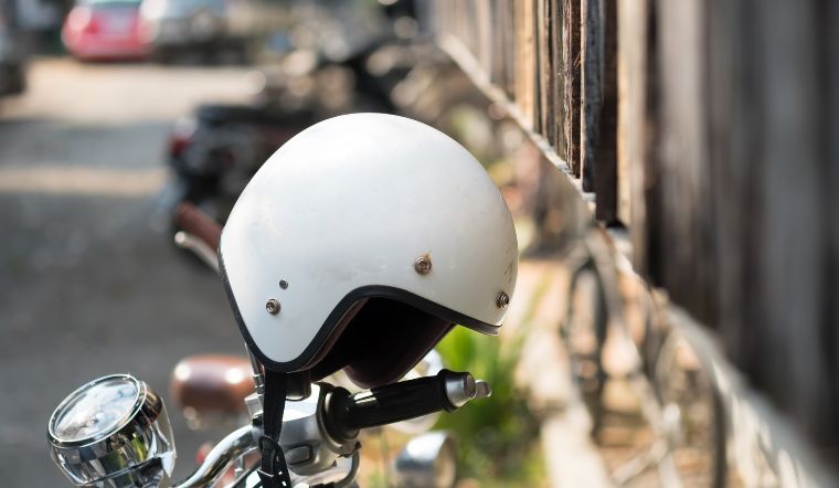Bao lâu nên thay mũ bảo hiểm? Cách tăng thời hạn sử dụng mũ bảo hiểm
