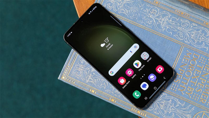 Samsung Galaxy S23 bất ngờ nằm trong danh sách dược cập nhật One UI 5.1.1 