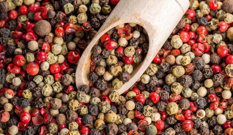 Giá tiêu hôm nay 21/8/2023: Vẫn chưa có dấu hiệu tích cực