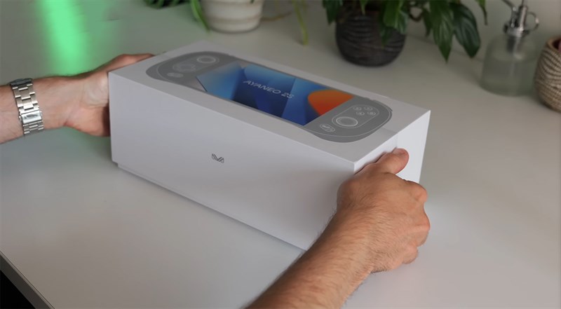 Hộp đựng Ayaneo 2s được thiết kế tối giản