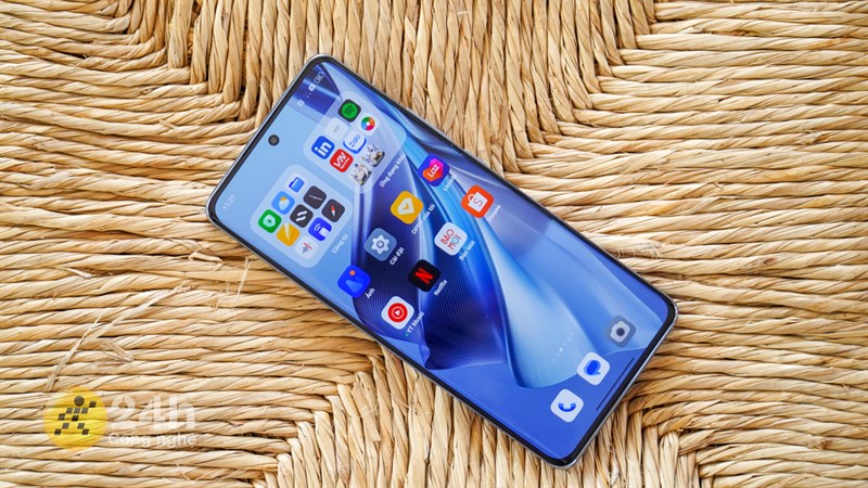 OPPO Reno10 5G: Tân bị ‘khủng long’ dưới 10 triệu