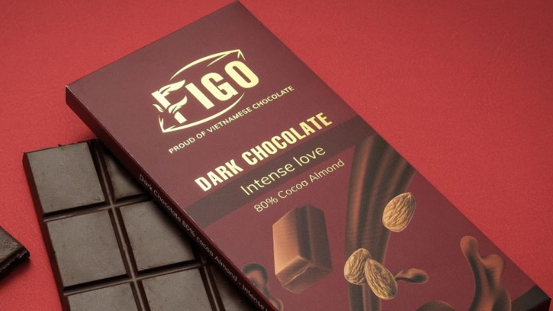 Dark Chocolate Intense Love 80% cocoa almond Figo