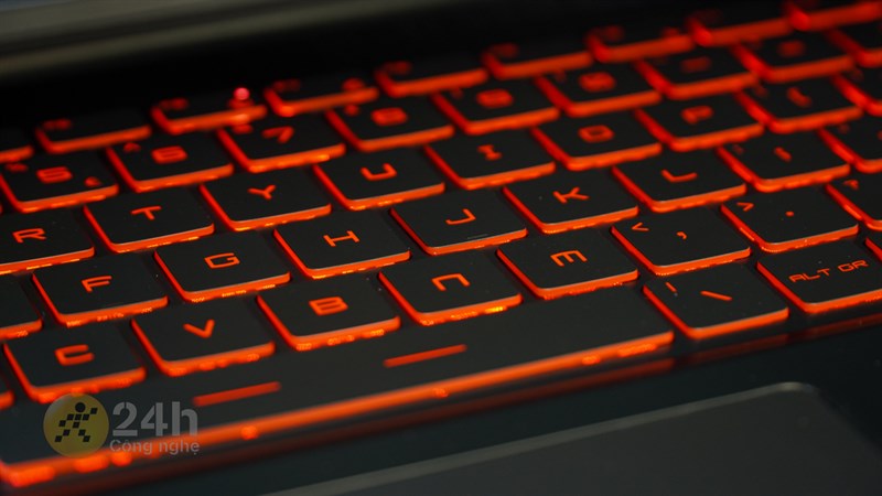 Bàn phím của MSI GF63 12UC cho trải nghiệm thoải mái với hành trình đủ sâu, độ nảy tốt