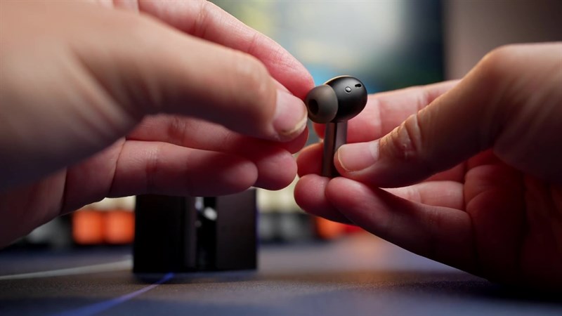 FIIL CC Pro 2 hiện đang được bán tại thị trường Malaysia với mức giá 309 RM (khoảng 1.6 triệu đồng).